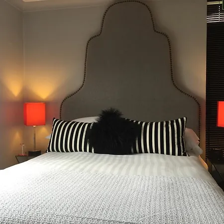 بيت ضيافة The Bijou هاروغايت