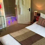The Bijou 5*