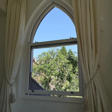 The Bijou בית הארחה