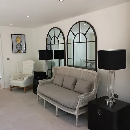 The Bijou בית הארחה