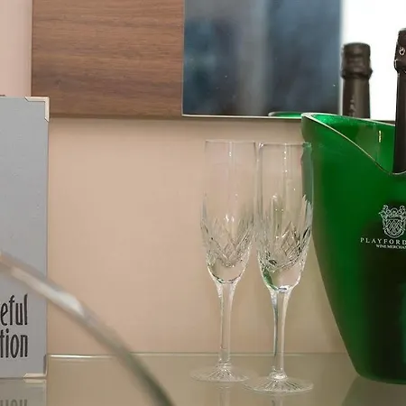 The Bijou הרוגייט