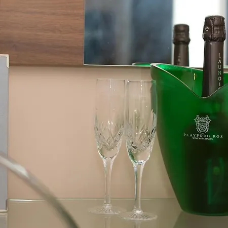 The Bijou 哈罗盖特