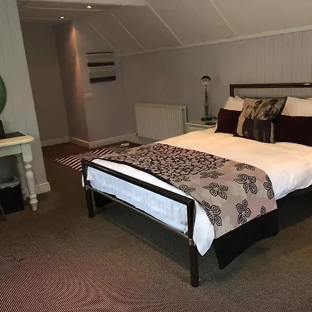 The Bijou 5* 哈罗盖特